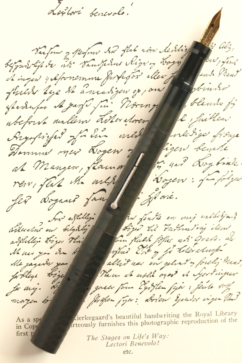 Illustration for article titled Weekly Photo Mission: Writing Implement
